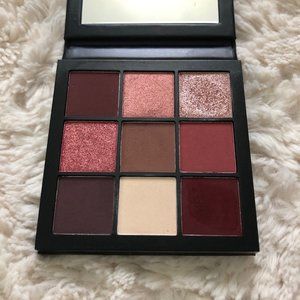 HUDA BEAUTY Obsessions Eyeshadow Palette: Mauve